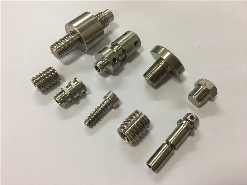 Ti6Al4V Gr.5 titan fastener từ hlmet din ISO asme