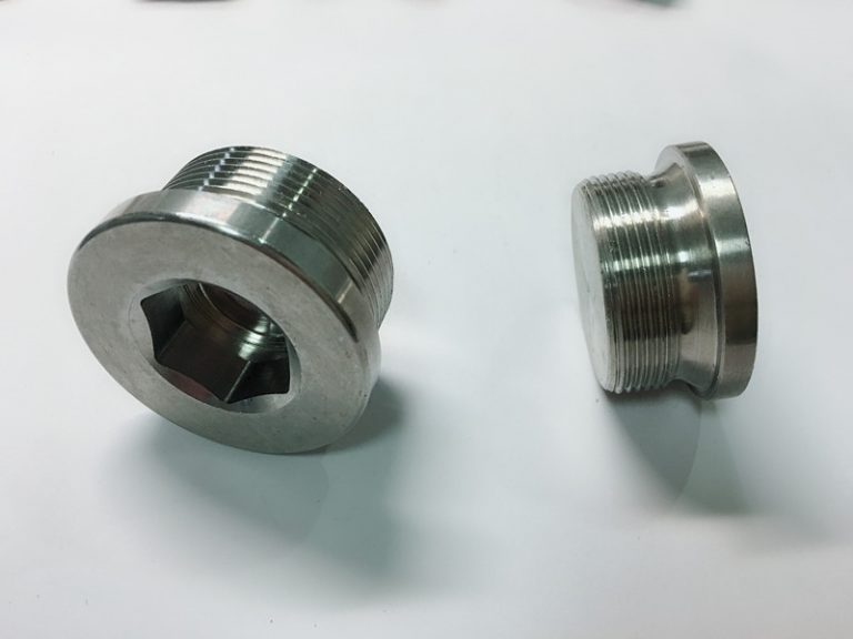 bu lông vòng thép không gỉ tùy chỉnh với vòng chìa khóa ss